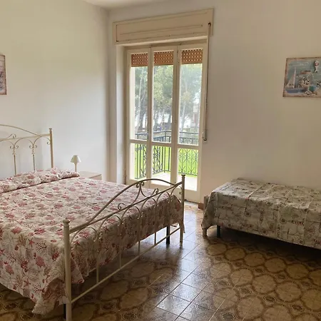Casa Vacanze Posidonia Agnone Cilento Exterior photo